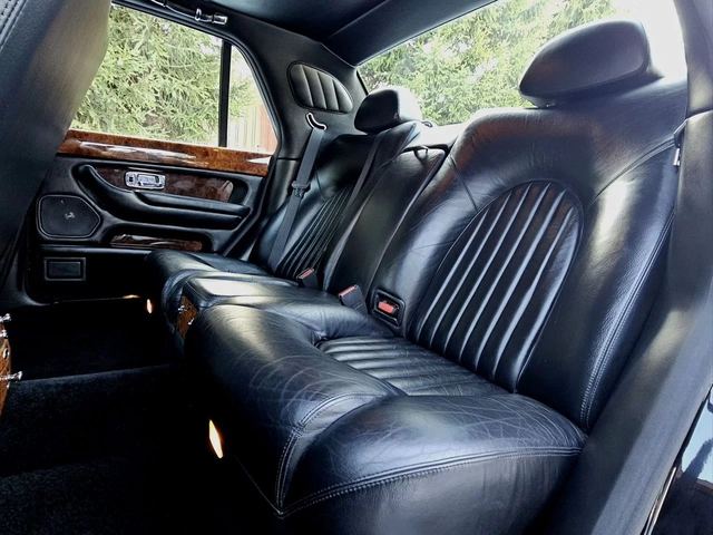 Bentley Arnage — фото 12